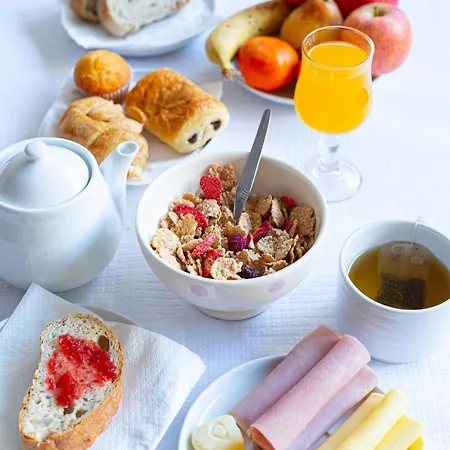 Nossa Senhora Da Paz