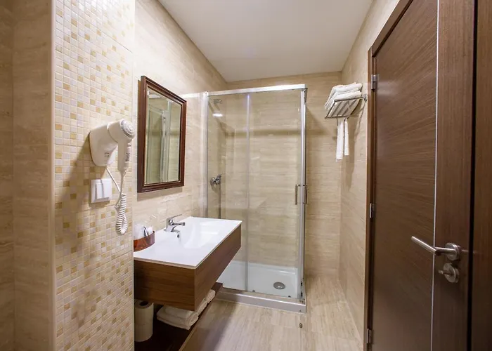 Nossa Senhora Da Paz 2* Fátima